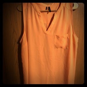 Tangerine blouse like new ❤️